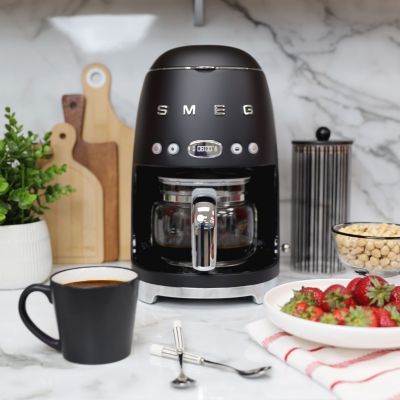 Cafetière filtre SMEG Noir Mat DCF02BLMEU